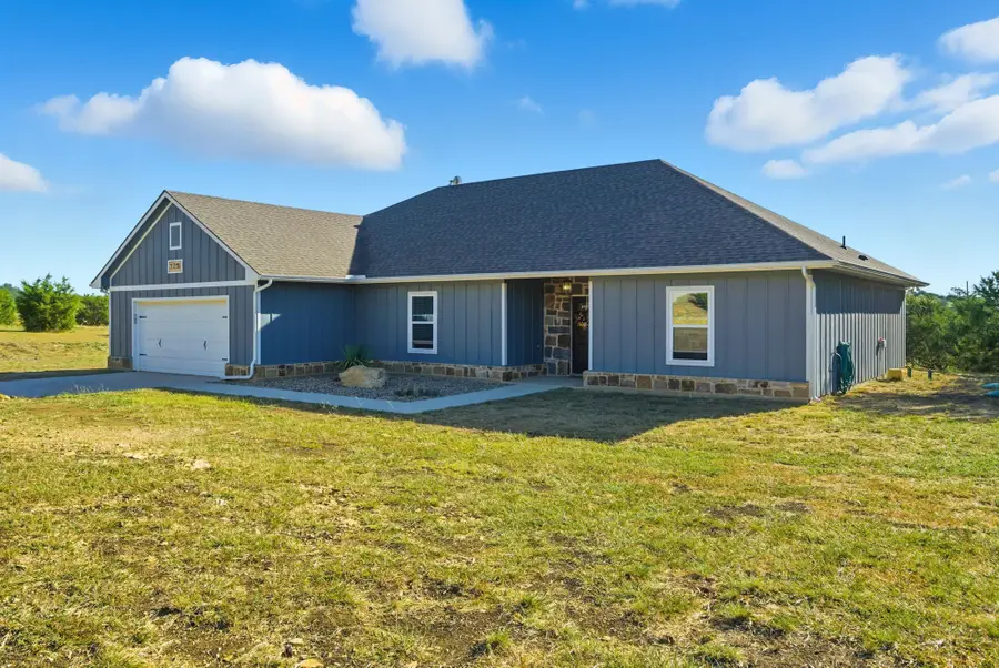 125 Ruidoso Way, Mineral Wells, TX 76067 - Image #2