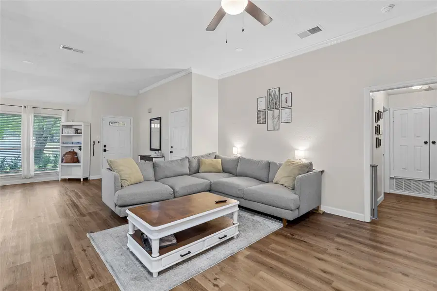 405 Owens Drive, Crowley, TX 76036 - Image #3