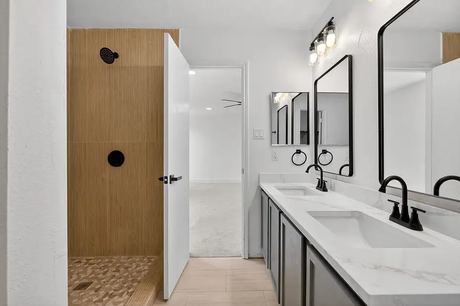 4241 Meadowknoll Drive, Fort Worth, TX 76123 - Image #3