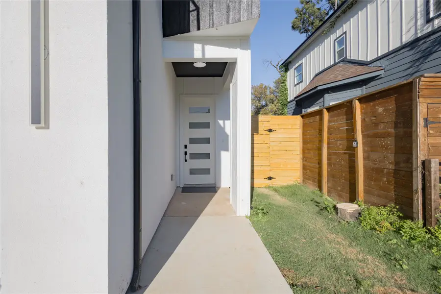3604 Wendelkin Street, Dallas, TX 75215 - Image #3