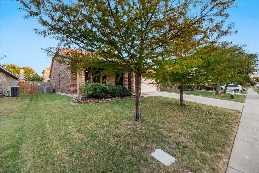 3616 Spring Run Lane, Melissa, TX 75454 - Image #2