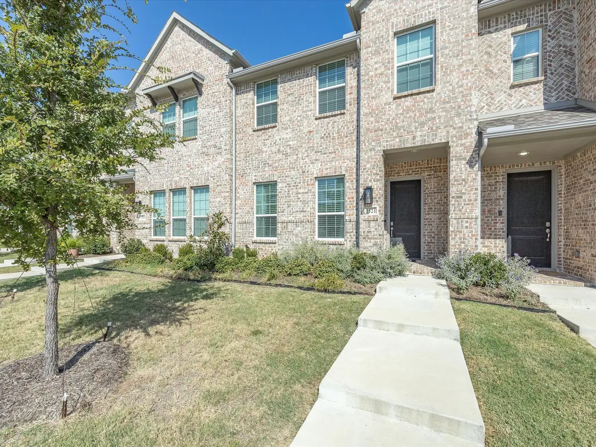 1521 Wittington Place, Farmers Branch, TX 75234 - Image #1