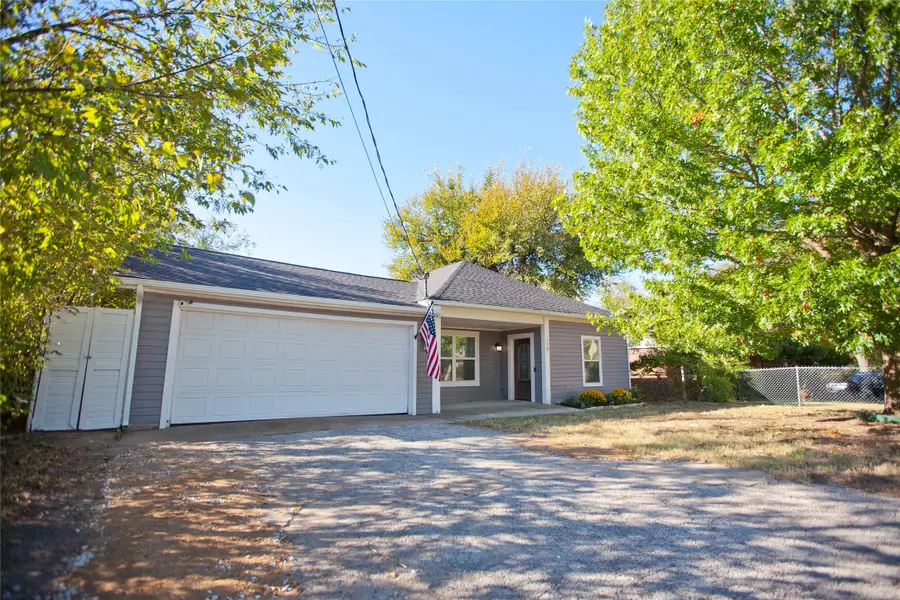 119 Wheeler Street, Weatherford, TX 76086 - Image #2