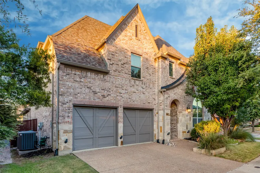 5117 Del Molin Avenue, Lewisville, TX 75056 - Image #2