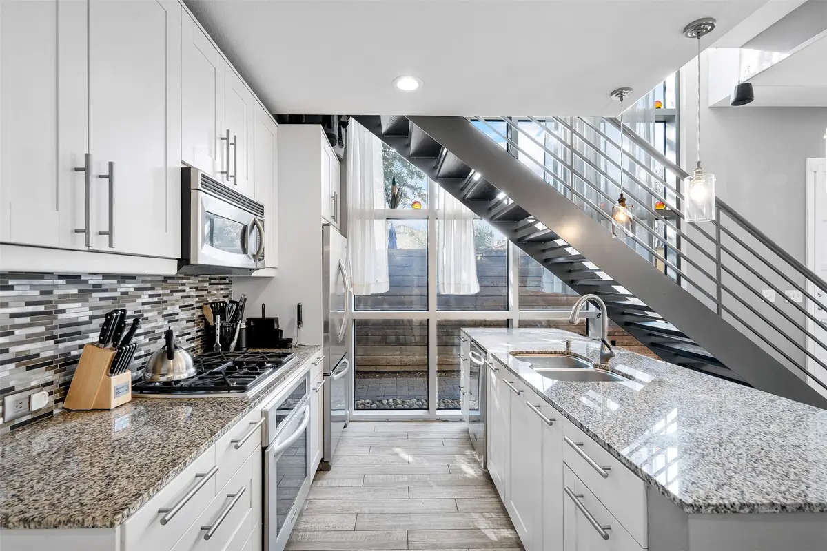 2604 Museum Way #2101, Fort Worth, TX 76107 - Image #1