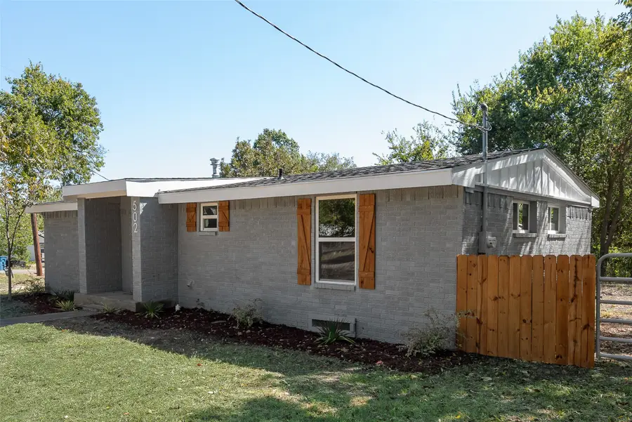 502 E Waco Street, Palmer, TX 75152 - Image #3