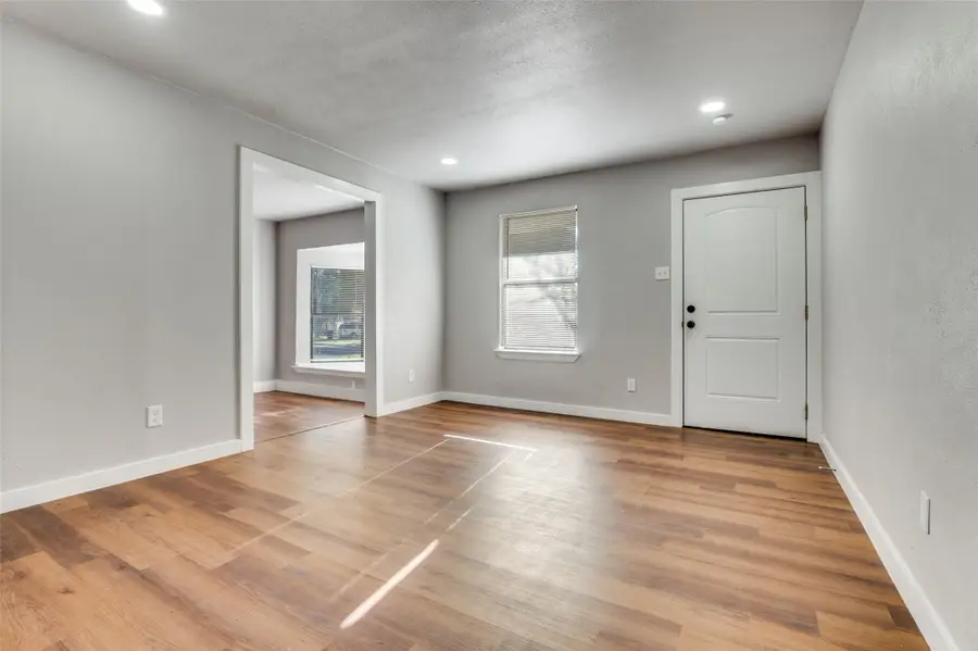 3919 Mehalia Drive, Dallas, TX 75241 - Image #2