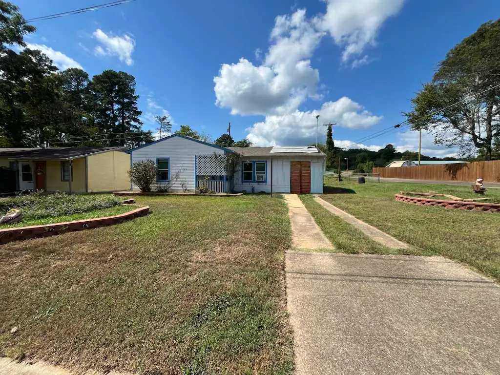 651 Sunnybrook Street, Lone Star, TX 75668 - Image #1