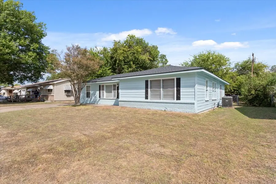 2424 S 26th Street, Waco, TX 76706 - Image #3