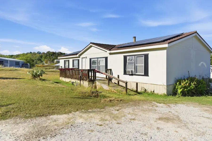 406 Hilltop Meadows Court, Springtown, TX 76082 - Image #2