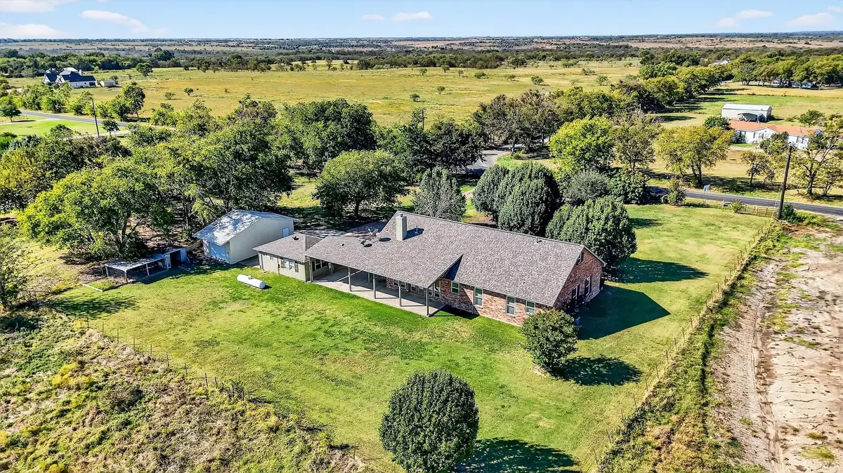 2166 Old Southmayd Road, Sherman, TX 75092 - Image #1