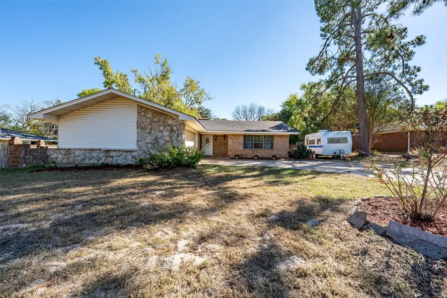 109 Teresa Street, Lindale, TX 75771 - Image #2