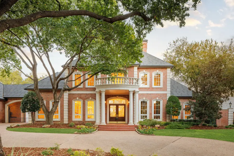 5501 Saint Andrews Court, Plano, TX 75093 - Image #2