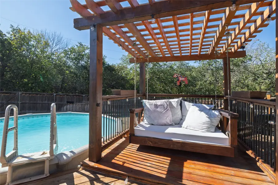 101 Timber Trail, Runaway Bay, TX 76426 - Image #2