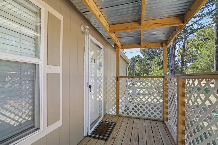 775 Whitaker Circle, Gordonville, TX 76245 - Image #3