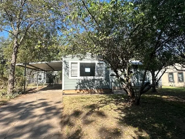 217 Clinton Drive, Weatherford, TX 76086 - Image #1