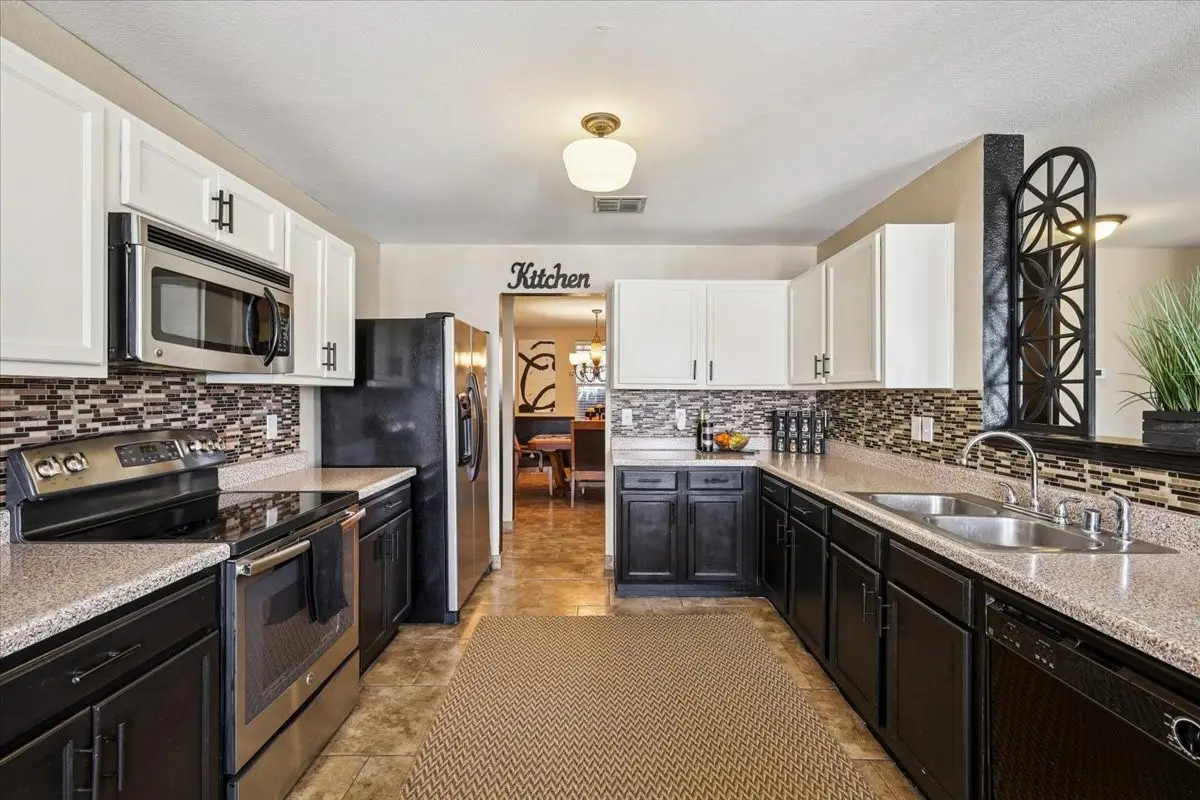 3123 Sunshine Way, Lancaster, TX 75134 - Image #1