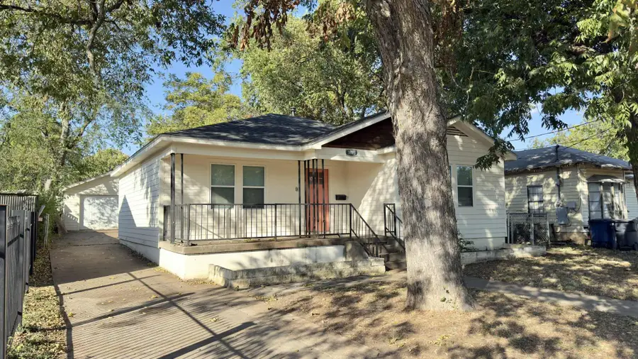 3815 Poinsettia Drive, Dallas, TX 75211 - Image #3