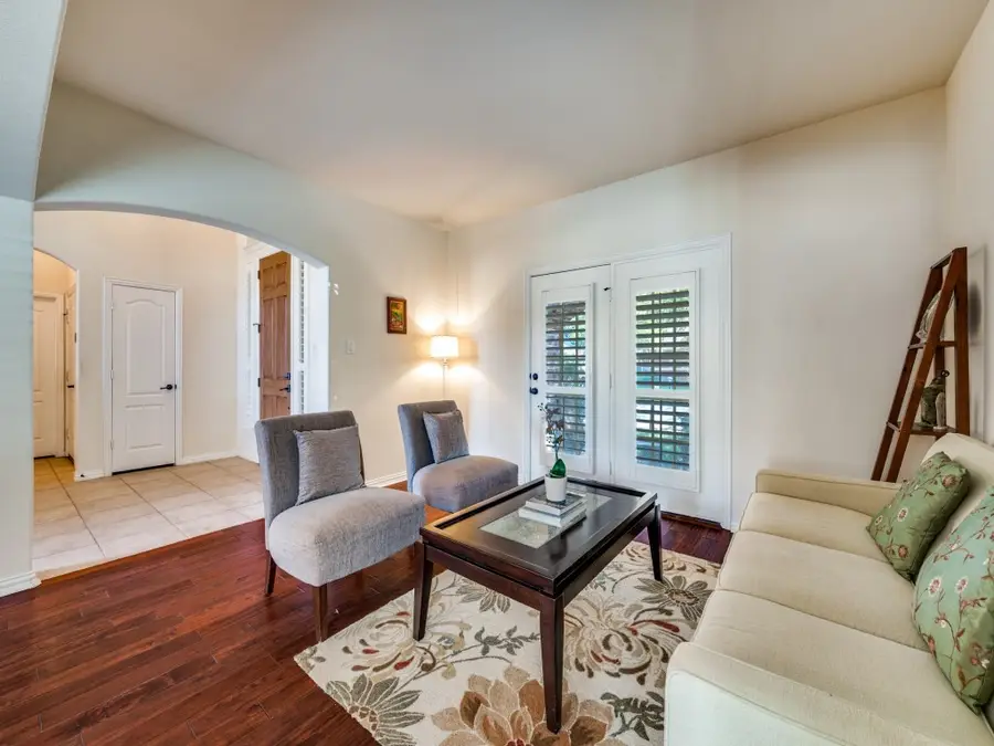 8708 Tanglewood Drive, McKinney, TX 75072 - Image #3