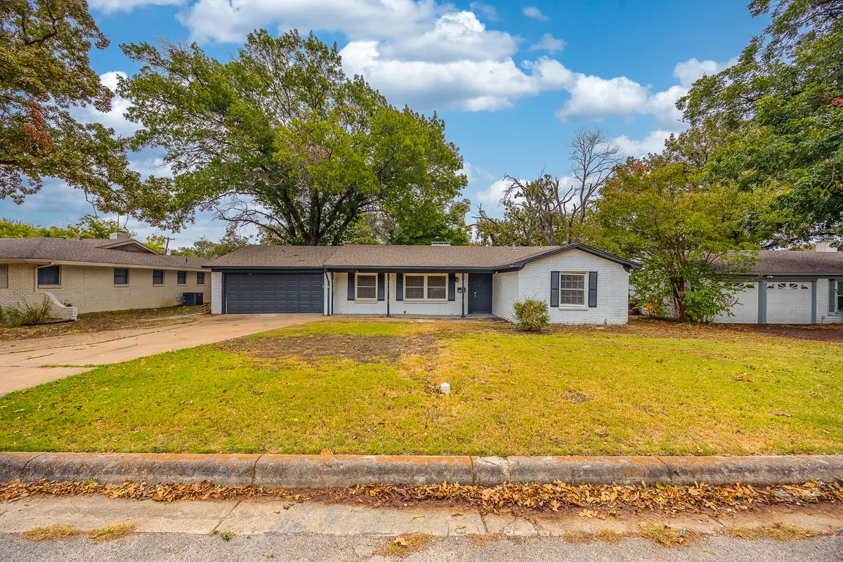 6021 Wester Avenue, Fort Worth, TX 76133 - Image #1