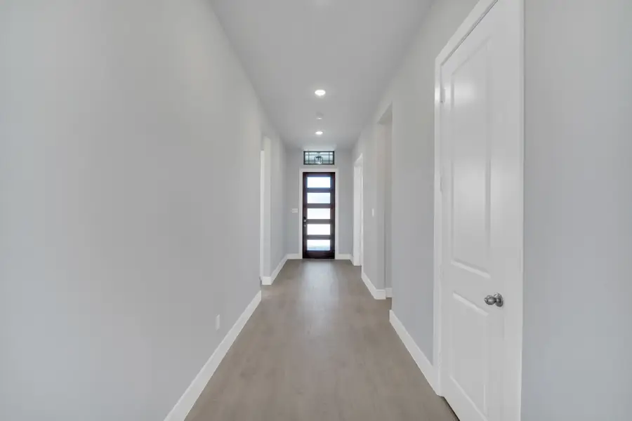 1026 Beaverbrook Lane, Desoto, TX 75115 - Image #3