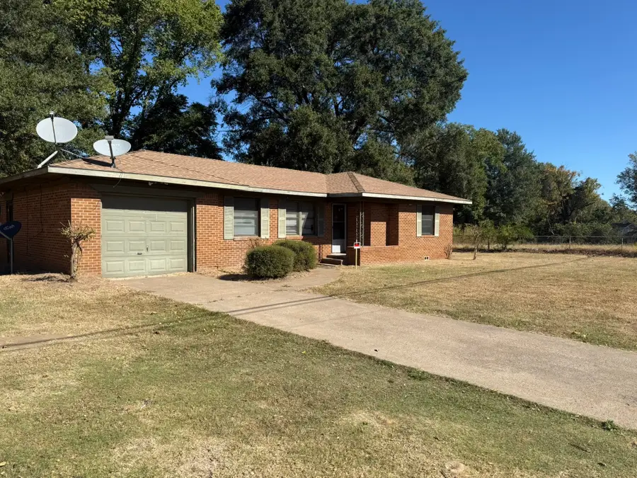 1206 W Royall Boulevard, Malakoff, TX 75148 - Image #2