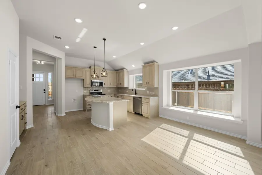 517 Waterford Park Boulevard, Weatherford, TX 76087 - Image #3