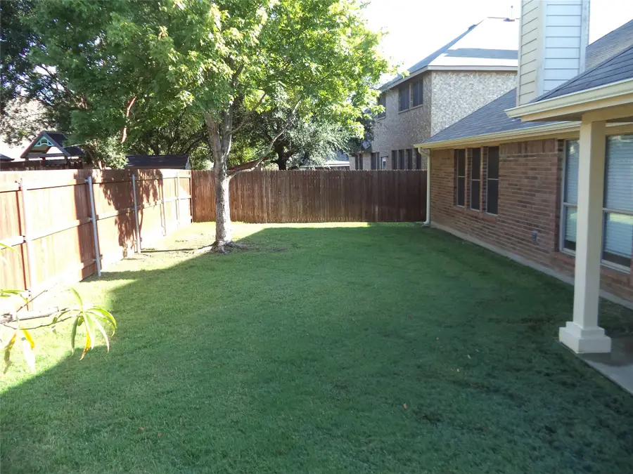 9220 Water Oak Drive, Arlington, TX 76002 - Image #3