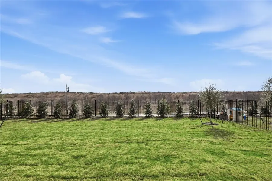 9609 Latour Lane, Fort Worth, TX 76126 - Image #3