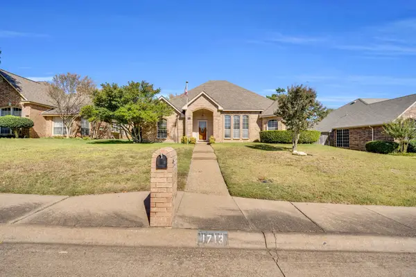 1713 Turtle Point Drive, DeSoto, TX 75115