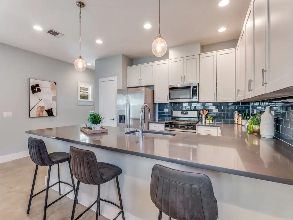 1621 Kyle Avenue, Dallas, TX 75208 - Image #1