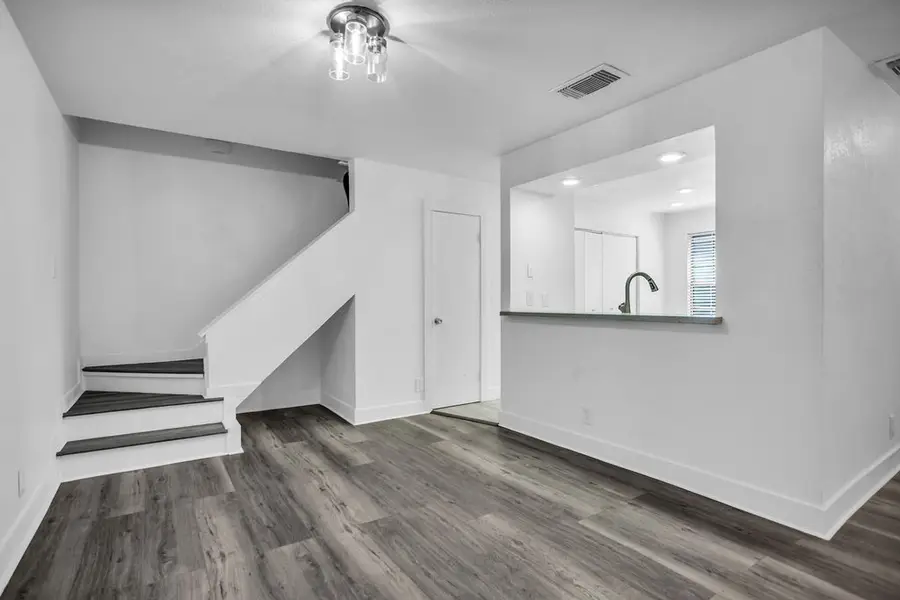 4777 Cedar Springs Road #8L, Dallas, TX 75219 - Image #3