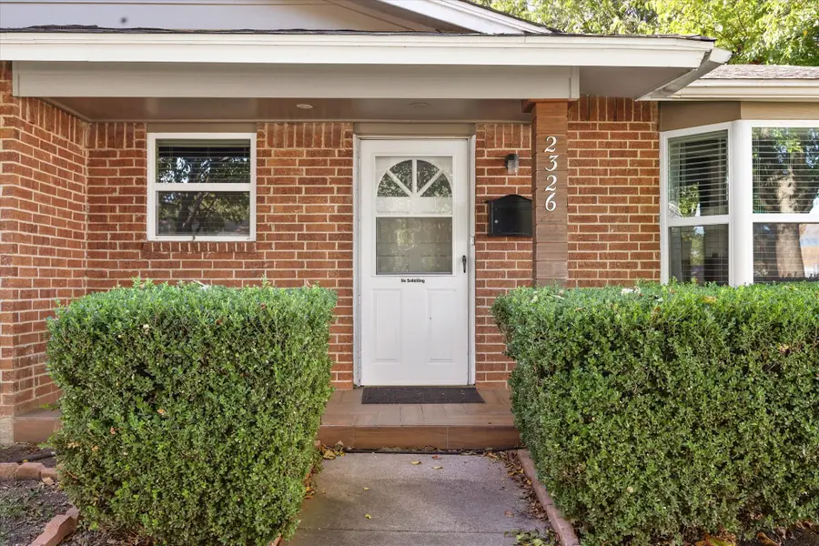 2326 Stanford Street, Garland, TX 75041 - Image #2