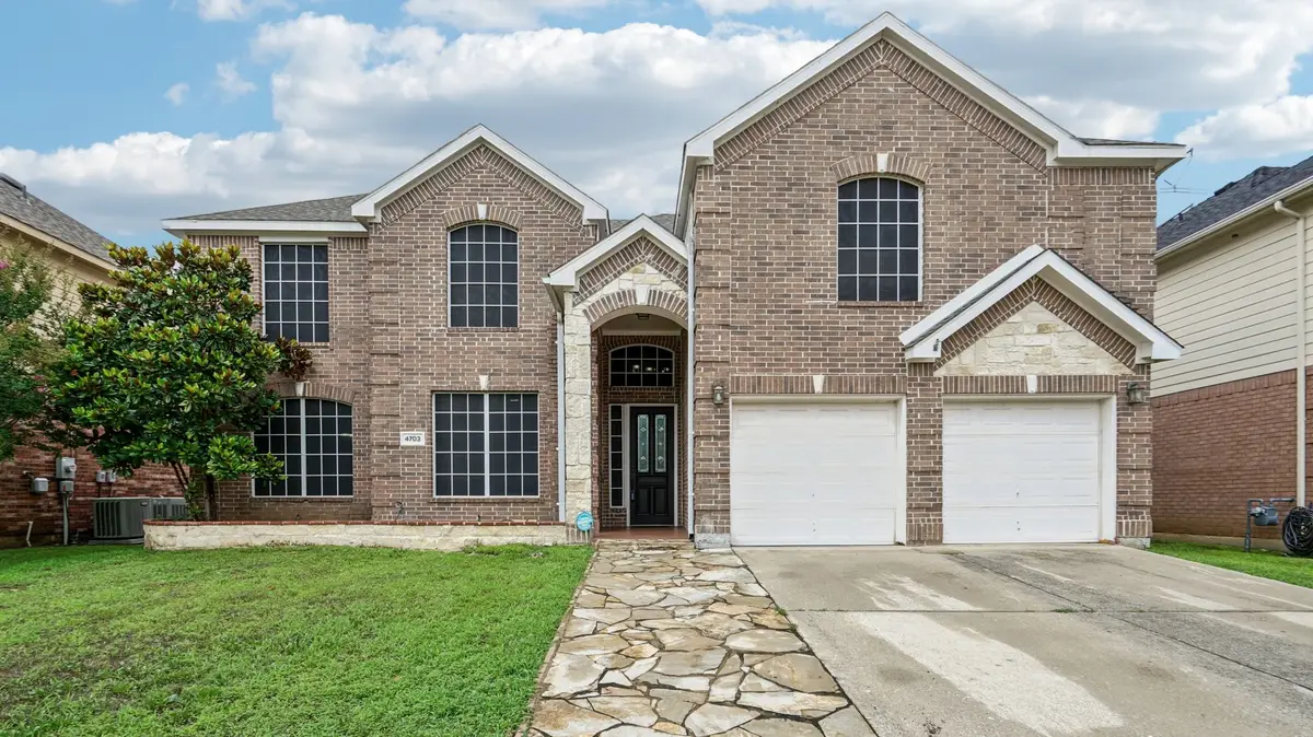 4703 Enchanted Bay Boulevard, Arlington, TX 76016 - Image #1