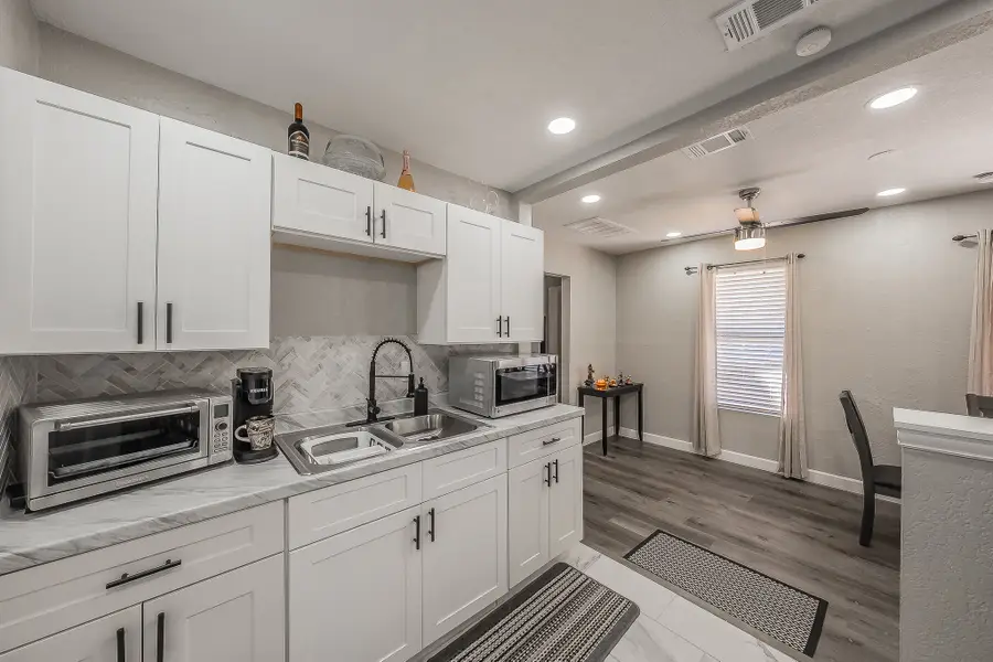 4506 Roberts Avenue, Dallas, TX 75215 - Image #3