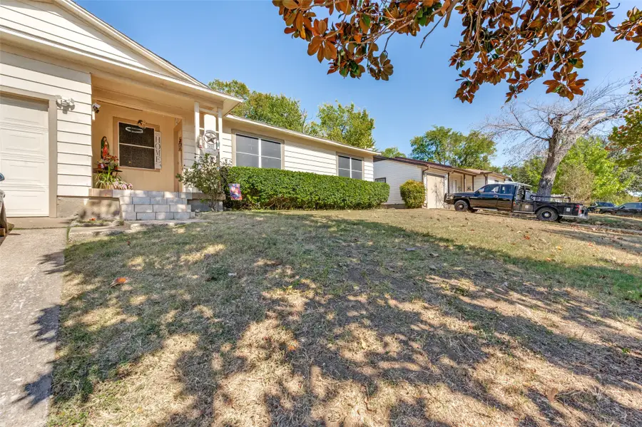 2505 Albemarle Drive, Farmers Branch, TX 75234 - Image #2