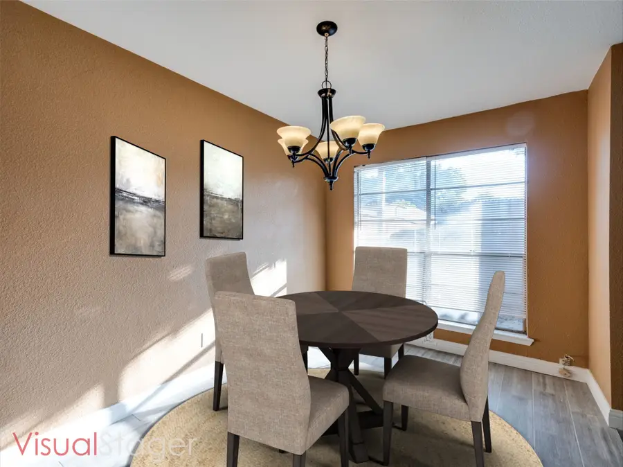 12554 Burninglog Lane, Dallas, TX 75243 - Image #2