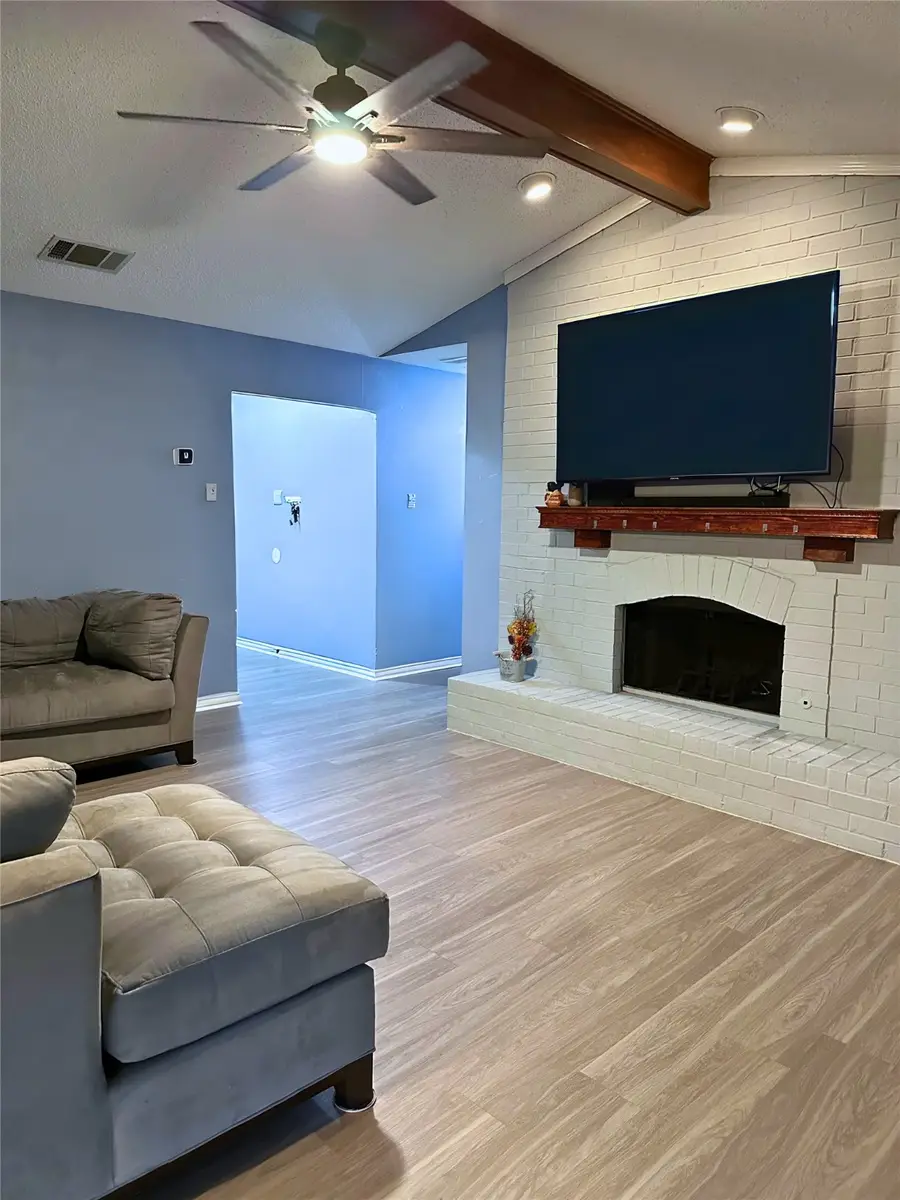 1613 Glencairn Lane, Lewisville, TX 75067 - Image #3