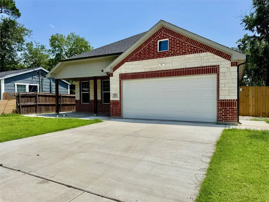 3915 Caddo Street, Greenville, TX 75401 - Image #2