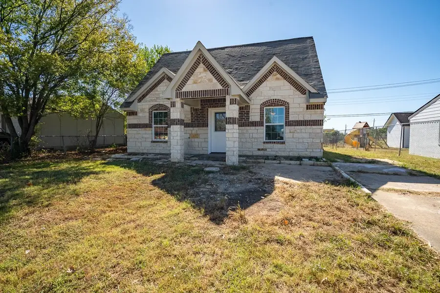 13008 Horseshoe Trail, Balch Springs, TX 75180 - Image #2