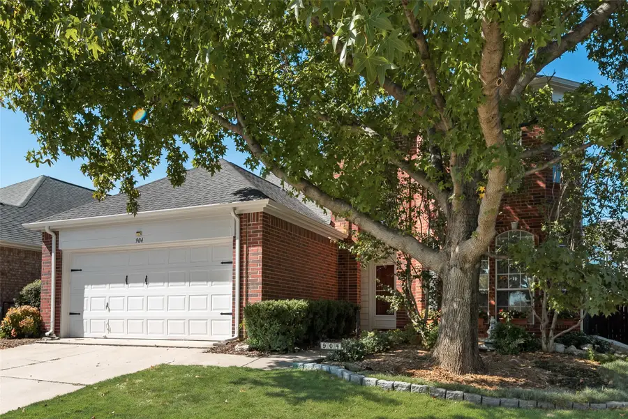 904 Lake Bluff Drive, Lake Dallas, TX 75065 - Image #2