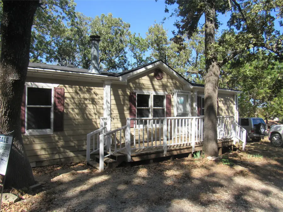 40 Cleveland Avenue, Pottsboro, TX 75076 - Image #2