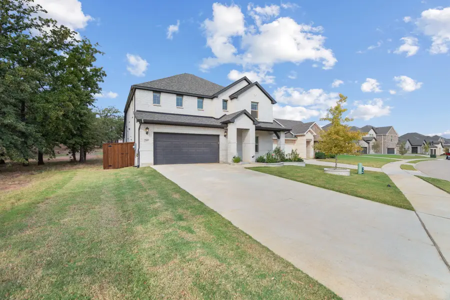 2469 Pinnacle Place, Corinth, TX 76210 - Image #3