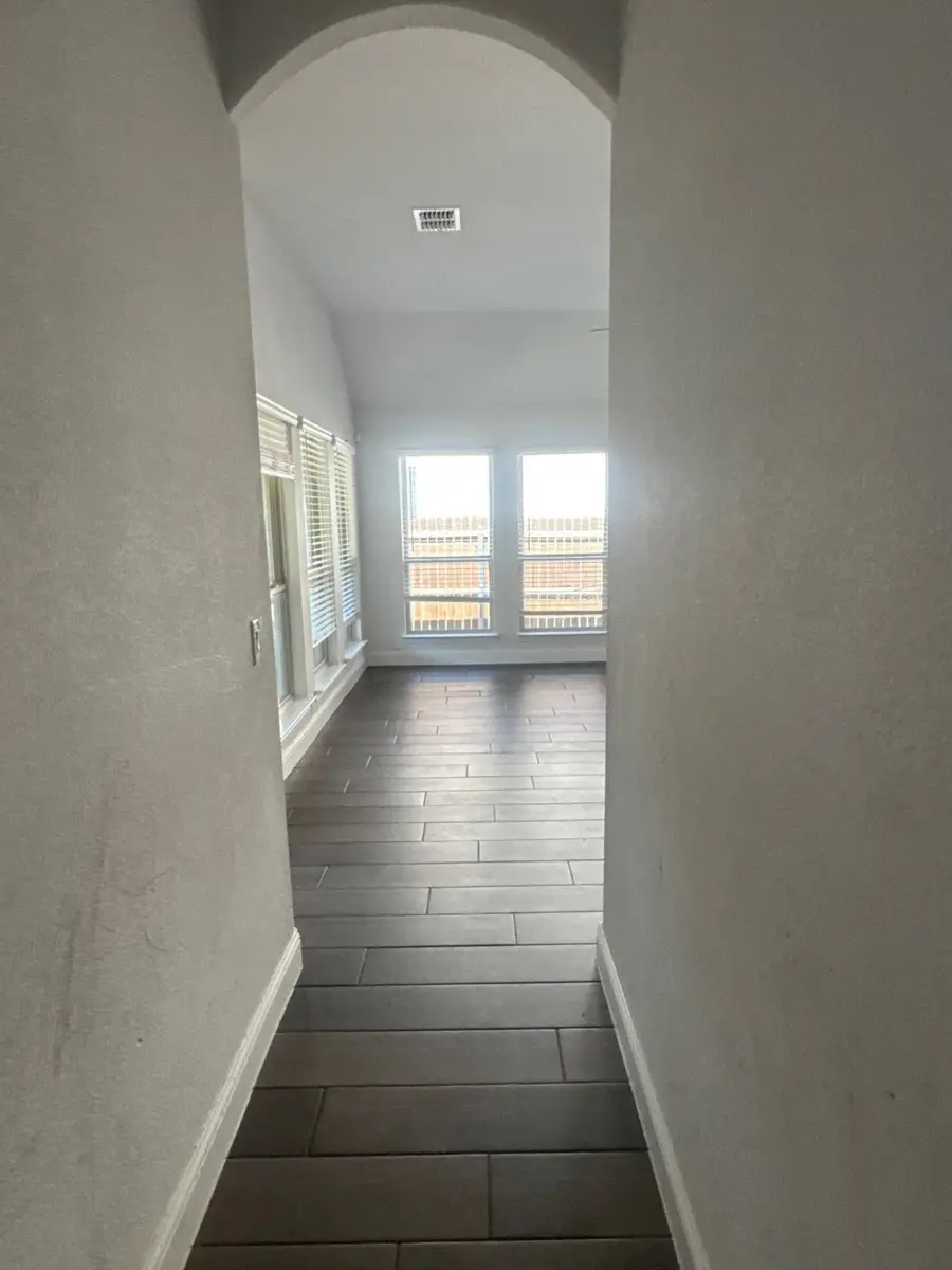 9141 Rock Nettle Drive, Fort Worth, TX 76131 - Image #3