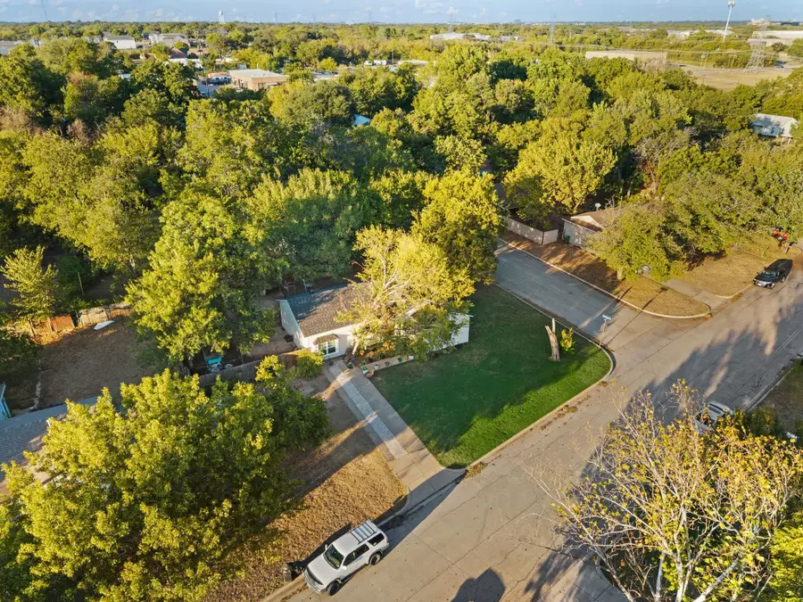 7127 Maple Park Drive, Richland Hills, TX 76118 - Image #2