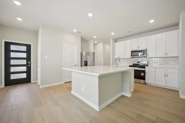 518 Clover Creek Drive, Princeton, TX 75071