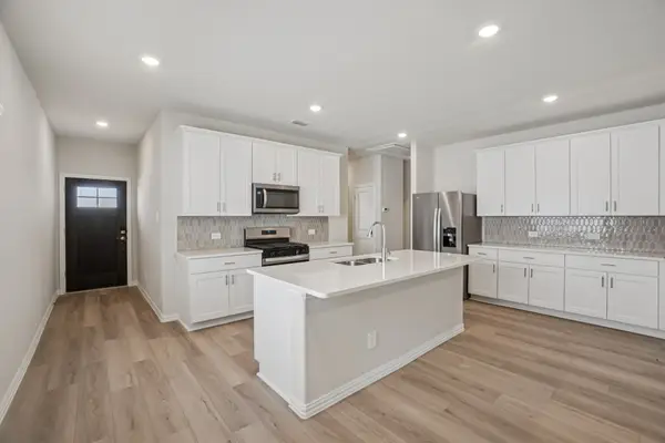 516 Clover Creek Drive, Princeton, TX 75071