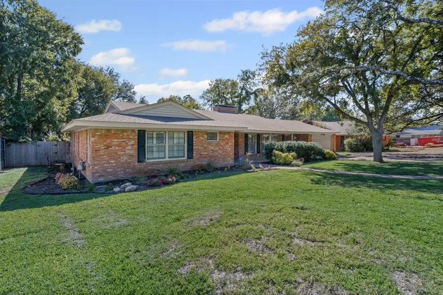 3940 Floyd Drive, Fort Worth, TX 76116 - Image #3