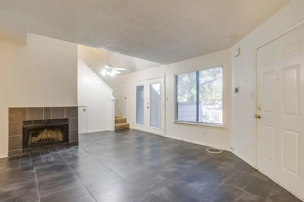 2300 Bamboo Drive #N207, Arlington, TX 76006 - Image #1