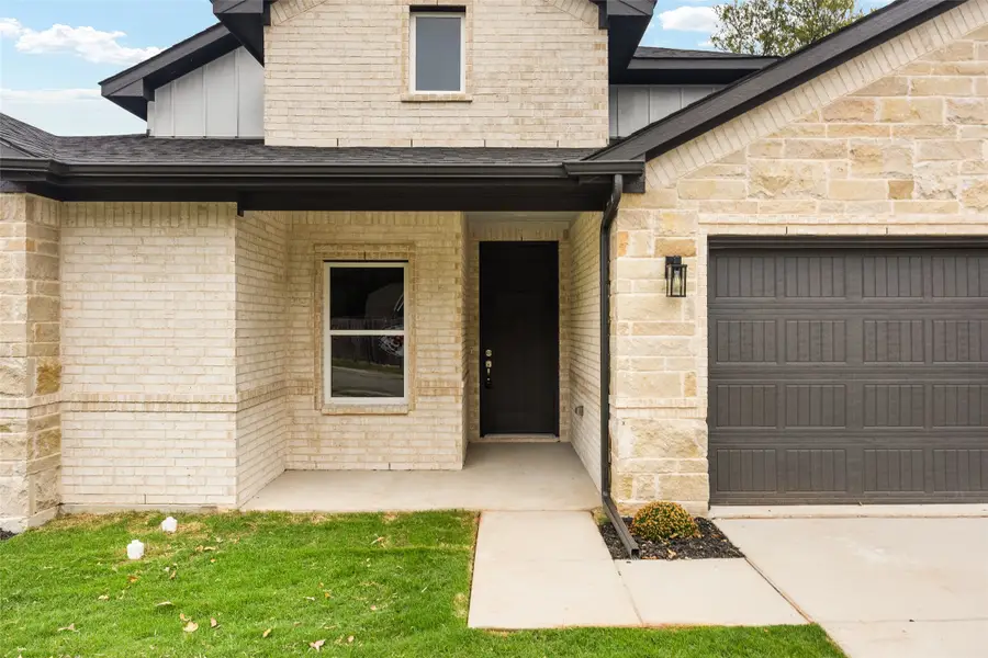 501 Pemberton Street, Fort Worth, TX 76108 - Image #2